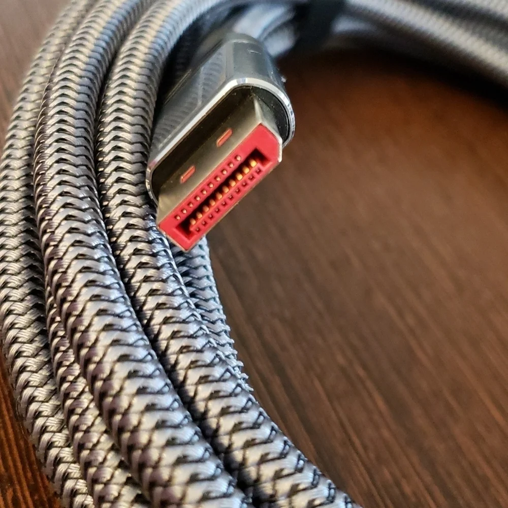 HD DisplayPort with High Speed Ethernet and Full HD 8K